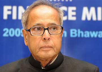 pranab calls striking jewellers on friday