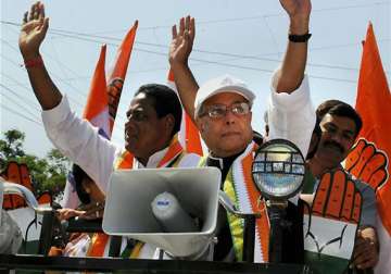 pranab rules out restoring uttarakhand hp central industrial package