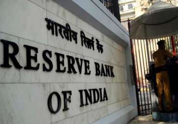 rbi cautions investors about investing money in nbfcs