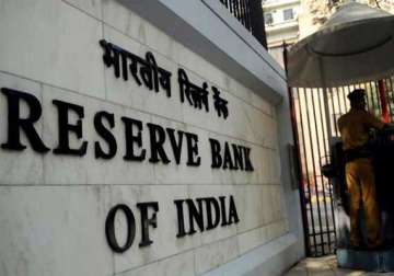 rbi favours differentiated banks one for low income households