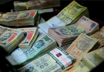 rbi shifts to consumer prices to value indian rupee against other currencies