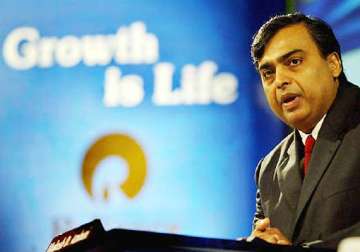 ril q2 net profit up 16 pc at rs 5 703 cr