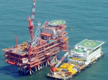 ril gas output falls to all time low shuts 8th well in kg d6