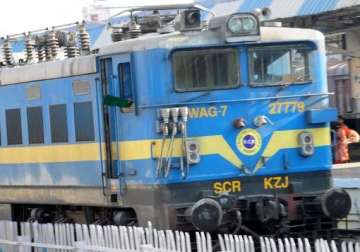 railways to launch 100 trains in the rail budget 2013 14
