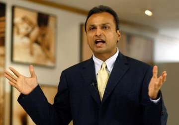 reliance capital rallies 4 on talks of bidding for banking licence