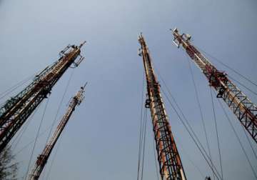 reliance jio in tie up with bharti infratel for tower use