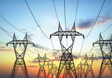 reliance power q4 net up 15 at rs. 266.06 crore