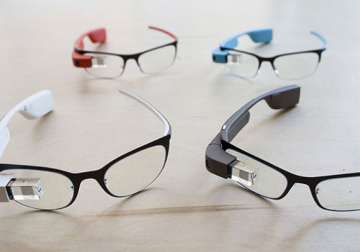 review uneasy first steps with google glass
