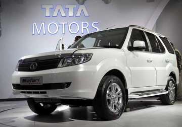 review tata safari storme