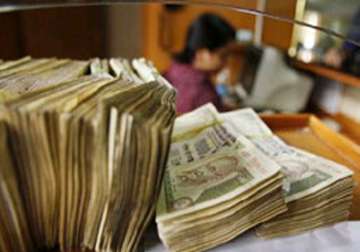 rupee ends flat at 59.33 vs usd ahead of ecb policy decision