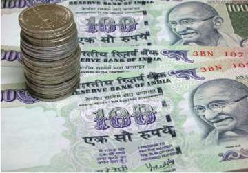 rupee ends at nearly 4 mth low vs dollar down 19 paise