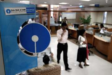 sbi q4 profit zooms to rs 4 050 cr declares dividend of 350 percent