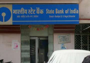 sbi cuts fixed deposit rates by 0.5 1