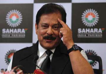 sc asks sahara to refund rs 24 000 cr to investors by february