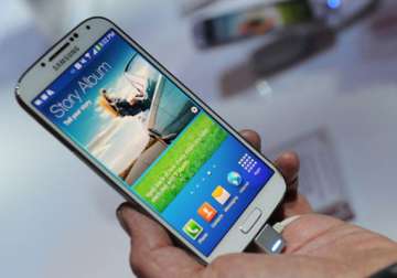 samsung galaxy s5 unveiled with more power improved camera and a refined design