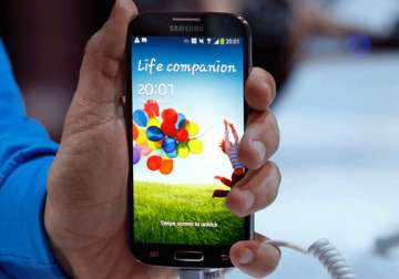 samsung galaxy s4 set to hit indian markets on april 25