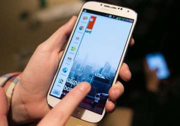 samsung galaxy s4 expected to launch in india on april 26 for rs 43 490