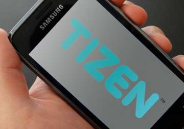 samsung to launch tizen based smartphones this year