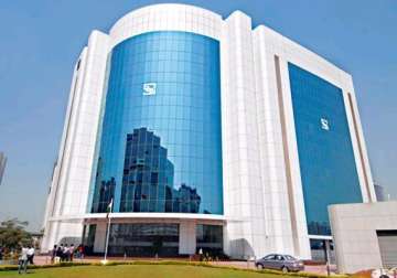 sebi makes listing for reits and invits mandatory