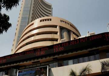 sensex slips into negative zone on profit booking