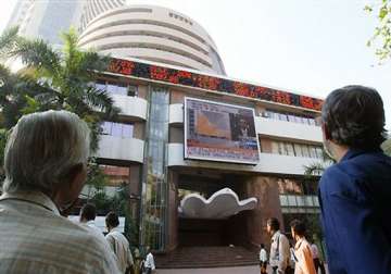sensex up 115 pts on value buying in volatile trade