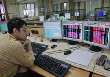 sensex up as rbi cuts lending rate