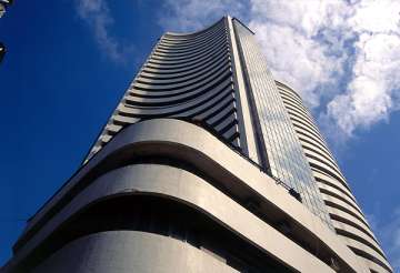 sensex up 140 pts in opening trade