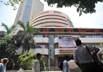 sensex up 145 pts to 2 week high despite inflation worries