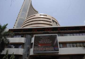 sensex closes with 21 points up