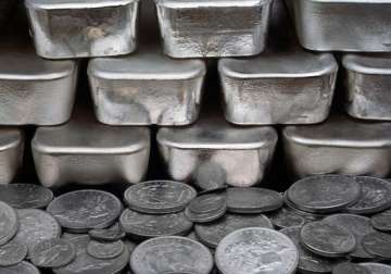 silver futures spurt to rs 51 480 per kg