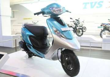 tvs scooty zest launched at rs 42 300