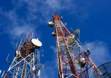 telcos gross revenue up by 12 to rs 60 716 cr in q1