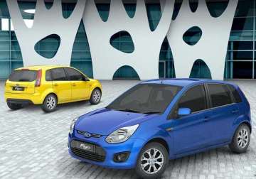 top 5 good looking small cars in india