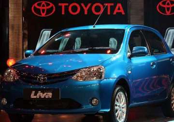 toyota launches liva at rs 4.12 rs 5.97 lakh