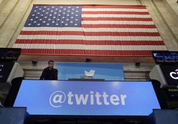 twitter shares dazzle on ipo day stock soars 73 to close at 44.90