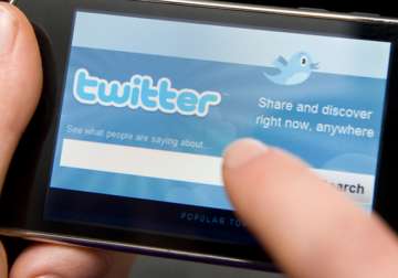 twitter tweets plans for stock offering