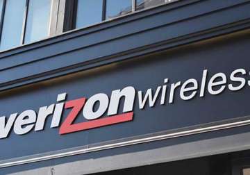 verizon wireless sells spectrum rights to at t for 1.9 billion