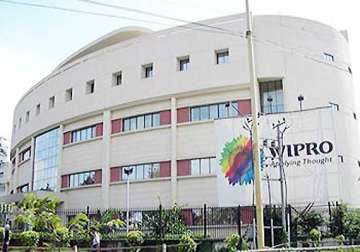 wipro q3 net up 10 at rs 1 456 cr