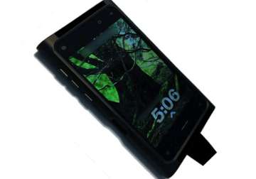 world s first 3d smartphone from amazon