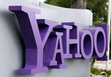 yahoo again tops google in us web visitors in sept