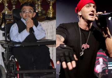 must watch even 125 fractures did not deter this 12 year old from singing eminem s hit songs