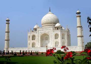 taj mahal follows 15 people on twitter some of them are really unusual