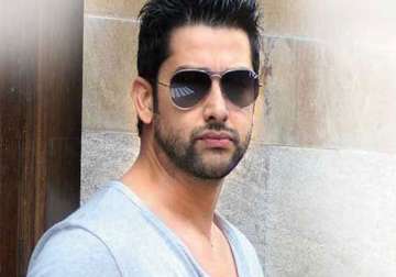 aftab shivdasani to get married next year