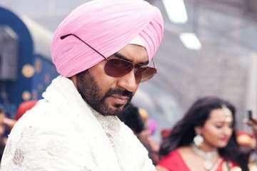 ajay devgn not bothered about box office clash with shah rukh khan