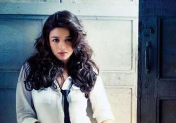 alia bhatt new face of garnier