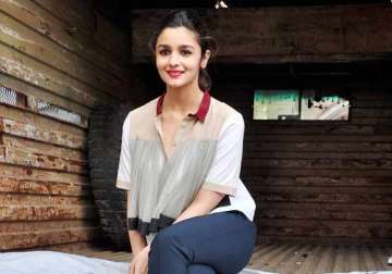 alia wants to be directed by her father mahesh bhatt