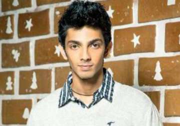 anirudh ravichander to shake a leg in maan karate