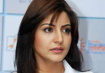 anushka sharma join hands with eros for maiden production venture