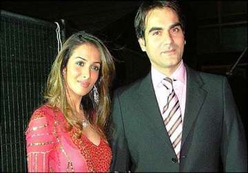arbaaz denies report of malaika moving out after a tiff