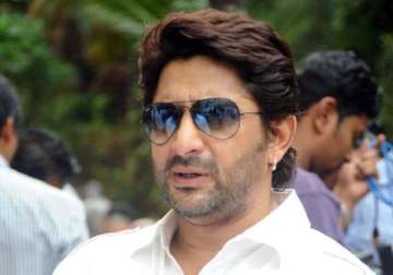 arshad off to goa for mr joe b carvalho movie snippets